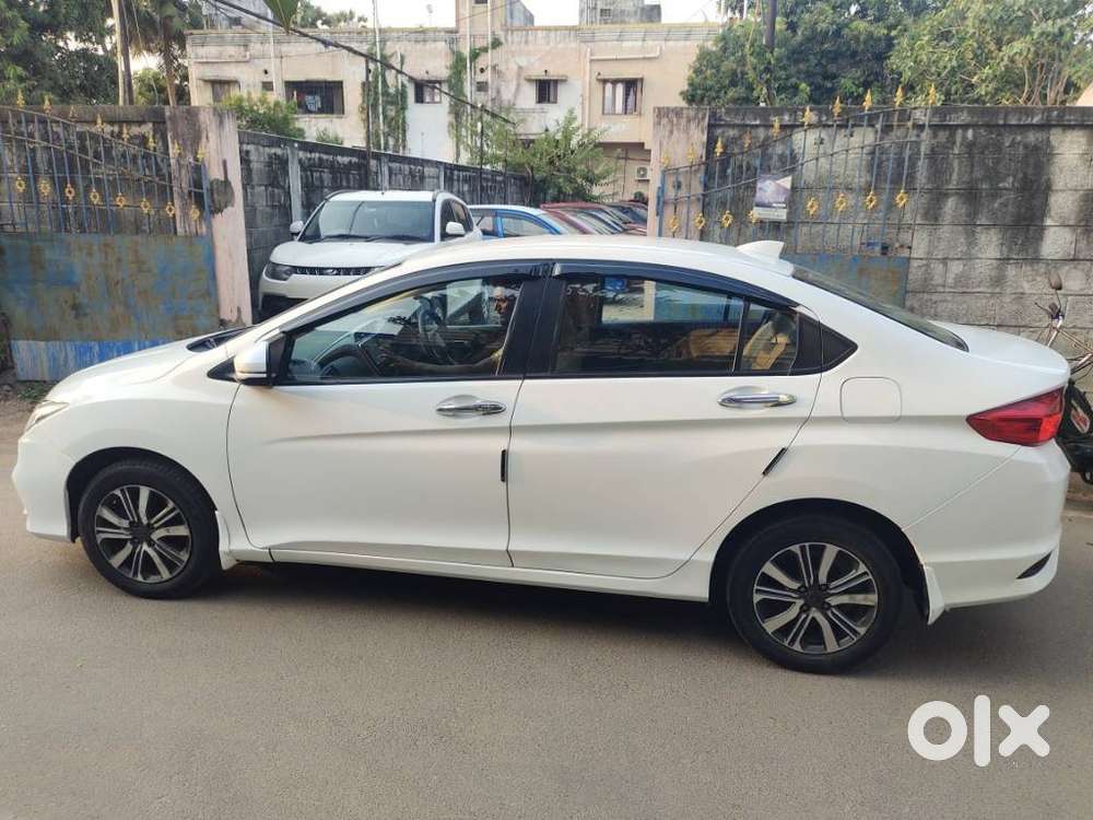 Honda City I-vtec V, 2018, Petrol