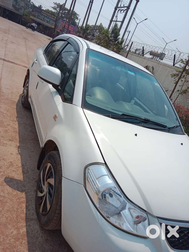 Maruti Suzuki Sx4 Vxi Bsiv, 2010, Petrol