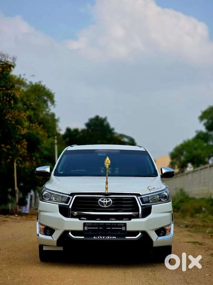 Toyota Innova Crysta 2025 Diesel 7-seater