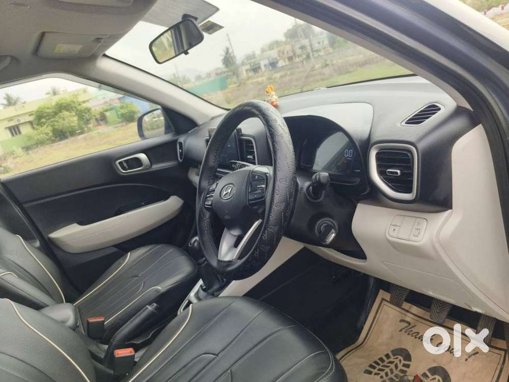 Hyundai Venue 1.2 S (o), 2023, Petrol
