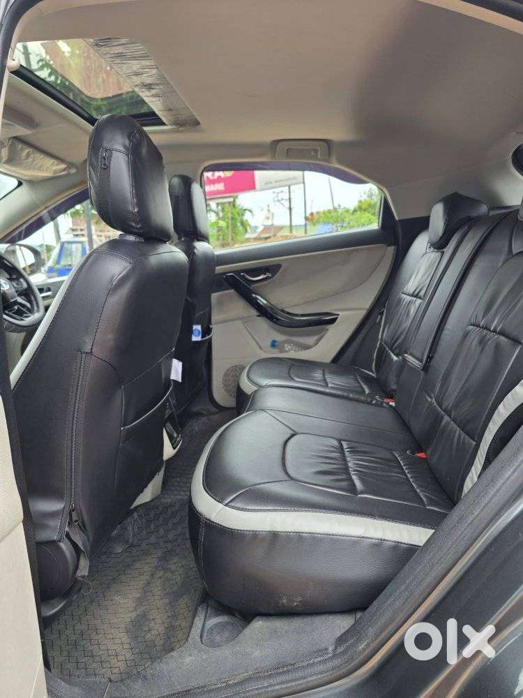 Tata Nexon 1.2 Revotron Xz Plus, 2022, Petrol