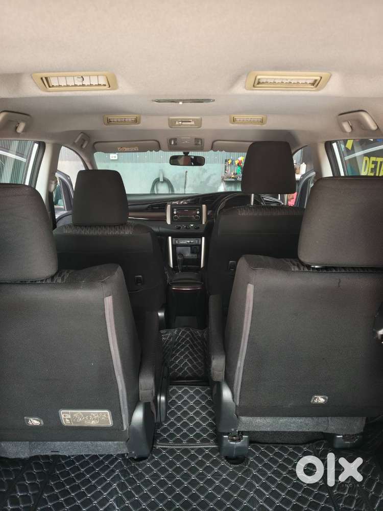 Toyota Innova Crysta 2018