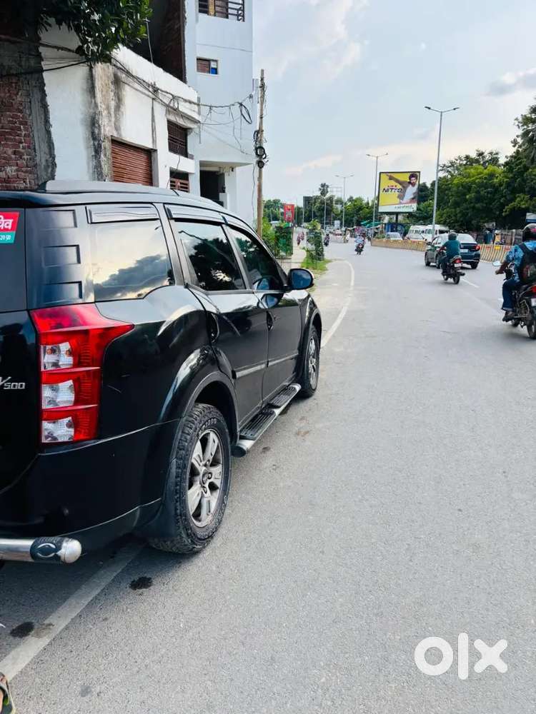 Mahindra Xuv500 2014 Diesel 100000 Km Driven