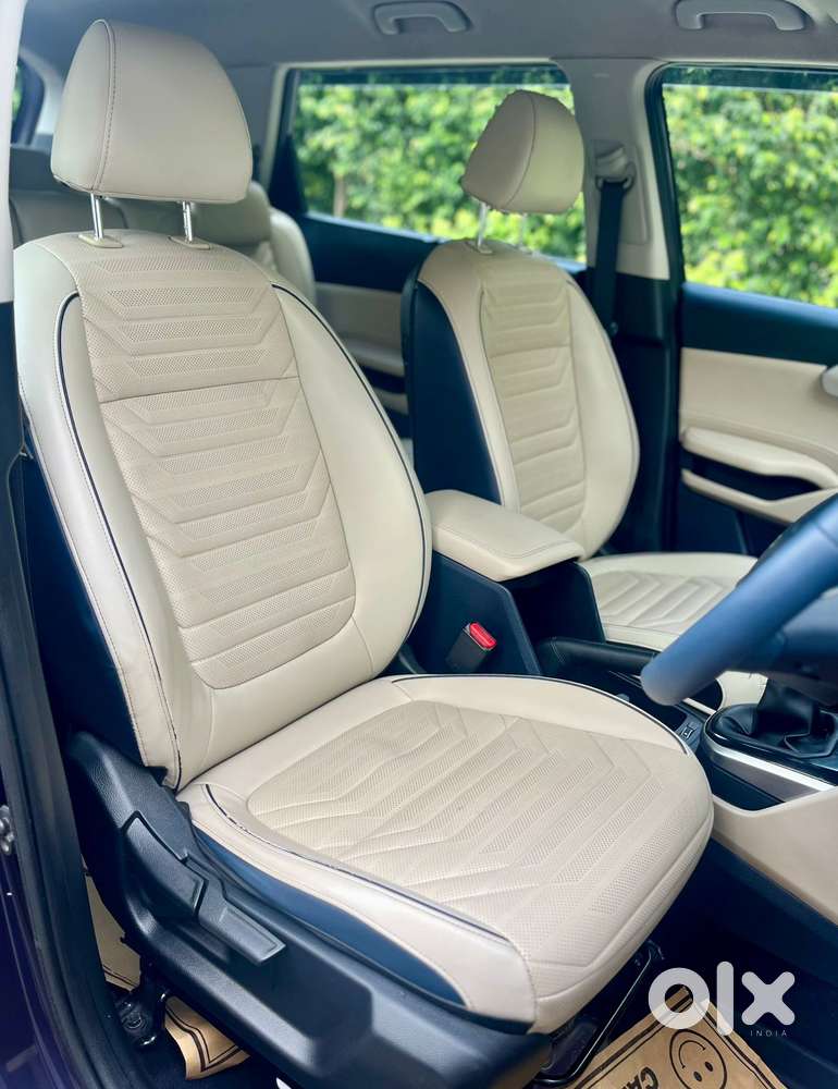 Kia Carens 1.4 Luxury 7 Str, 2022, Petrol