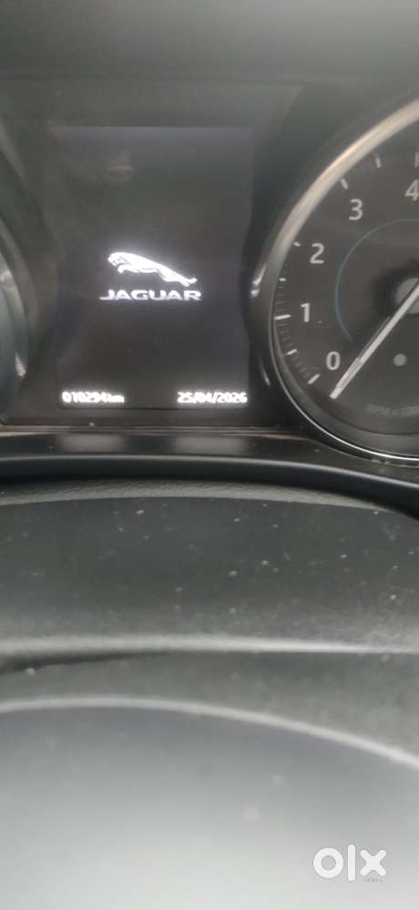 Jaguar Xe Prestige, 2016, Petrol