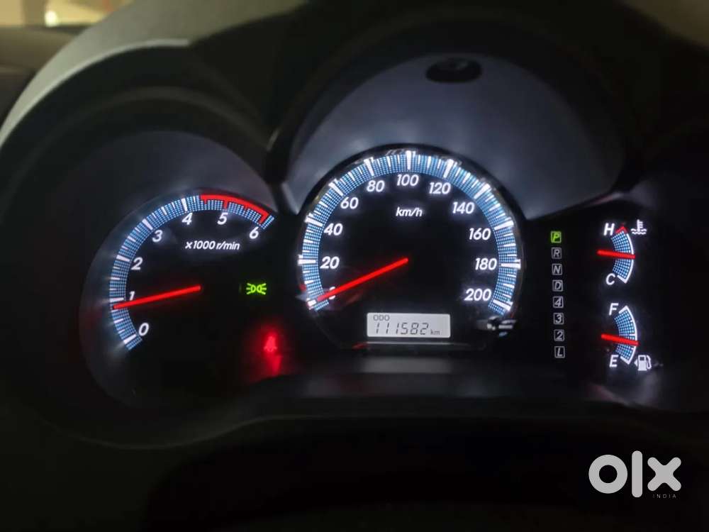 Toyota Fortuner 4x2 At, 2015, Diesel