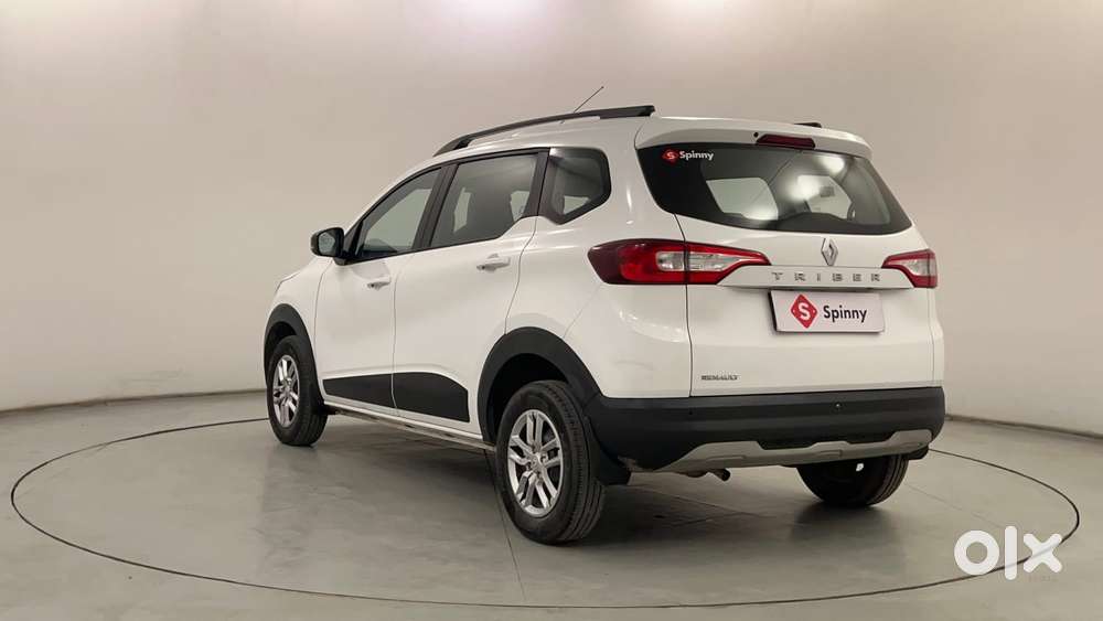 Renault Triber Rxt, 2022, Petrol