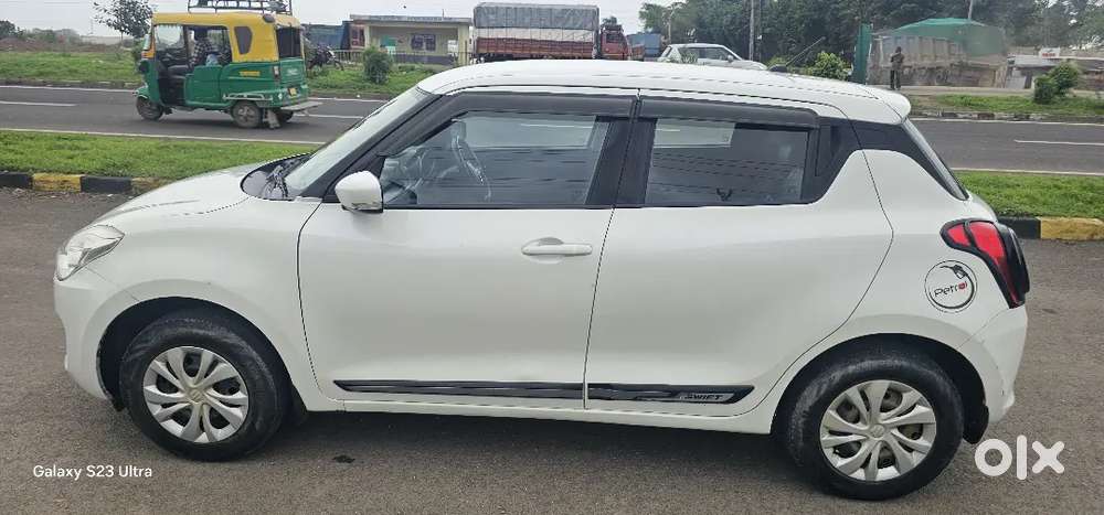 Maruti Suzuki Swift 2021