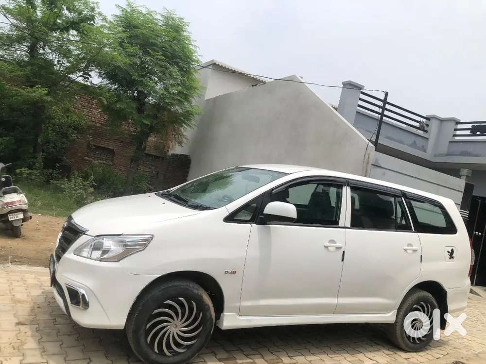 Toyota Innova Diesel 7 2010
