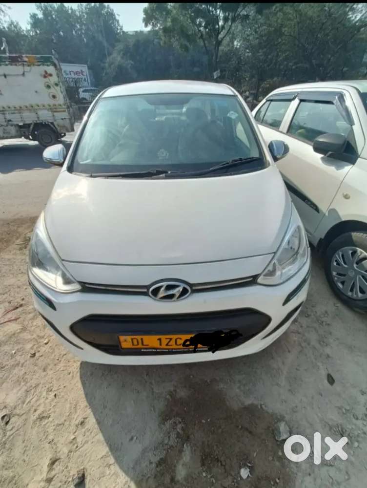 Commercial Car Rent Pe Deni Hai