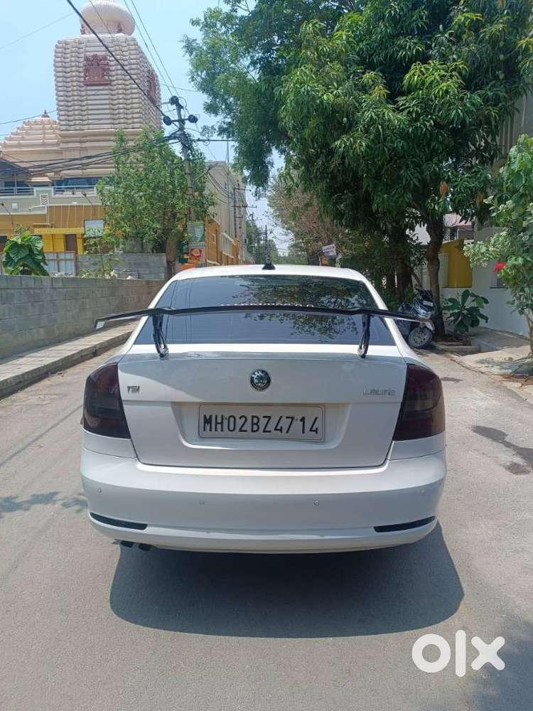 Skoda Laura 1.8 Tsi Ambiente, 2010, Petrol