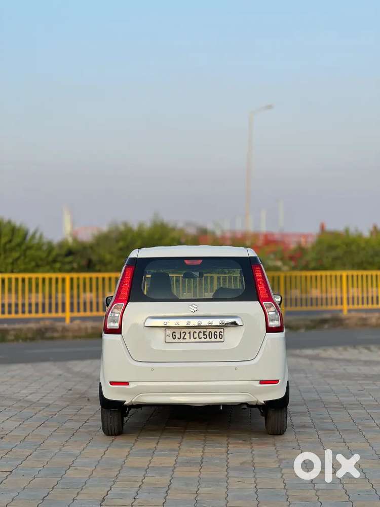 Genuine 15000 Km Running Maruti Suzuki Wagon R 1.0 Vxi 2022 Petrol