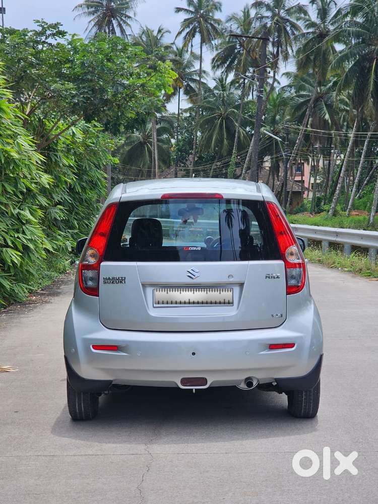 Maruti Suzuki Ritz Vxi, 2012, Petrol