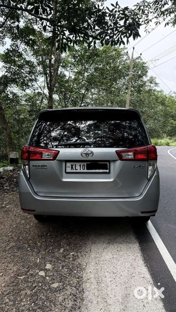 Toyota Innova Crysta Diesel Well Maintained