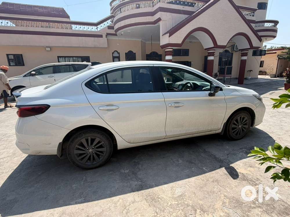 Honda City Zx Petrol 2025