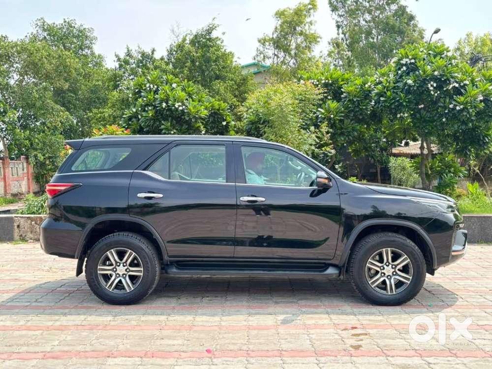 Toyota Fortuner 4x2 At 2.8 Diesel, 2021, Diesel
