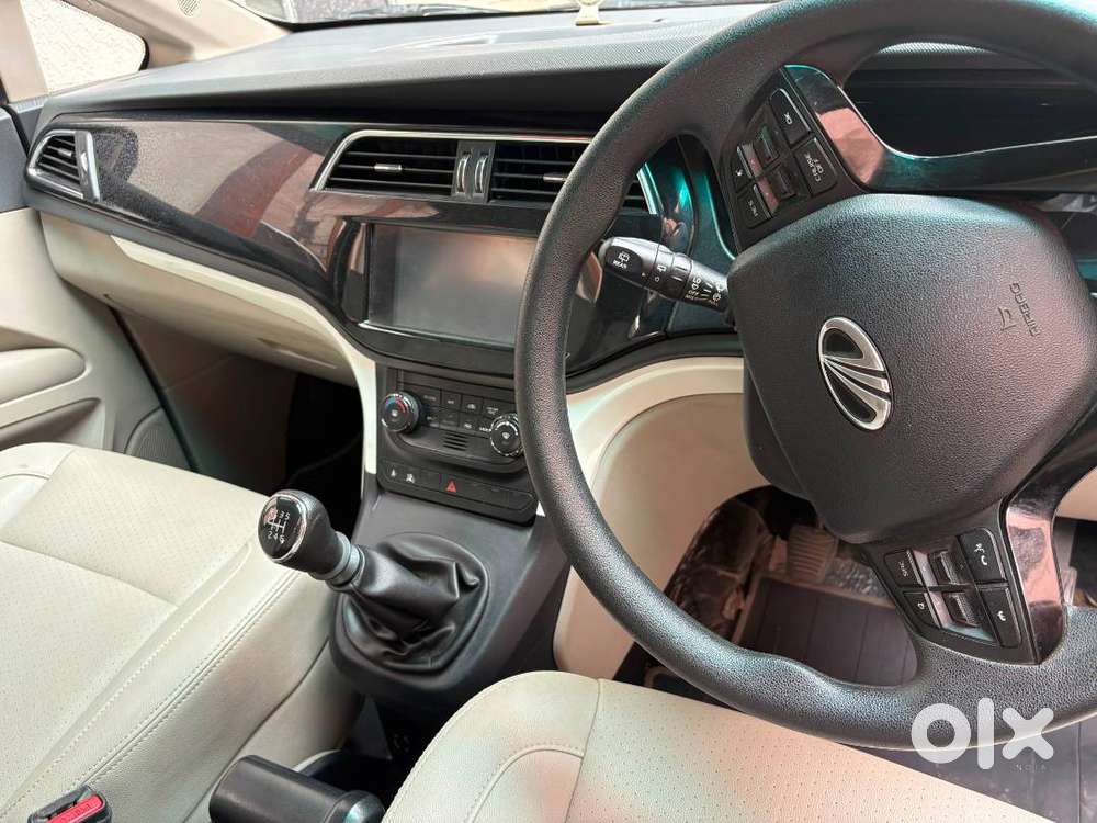 Mahindra Marazzo M8 Diesel 2018  Single Owner  Excellent Condition