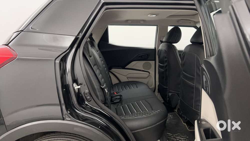 Mahindra Xuv300 W6, 2023, Petrol