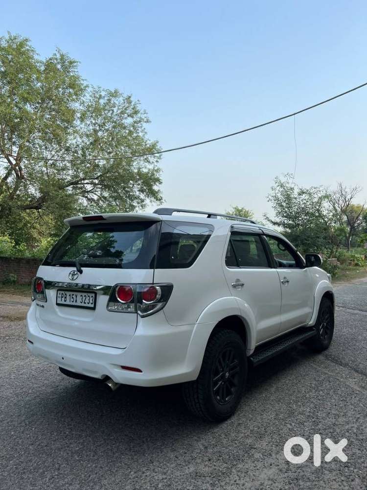 Toyota Fortuner 3.0 4x2 Mt, 2015, Diesel