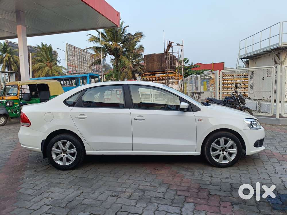 Volkswagen Vento 1.6 Highline Plus 16 Alloy, 2011, Diesel