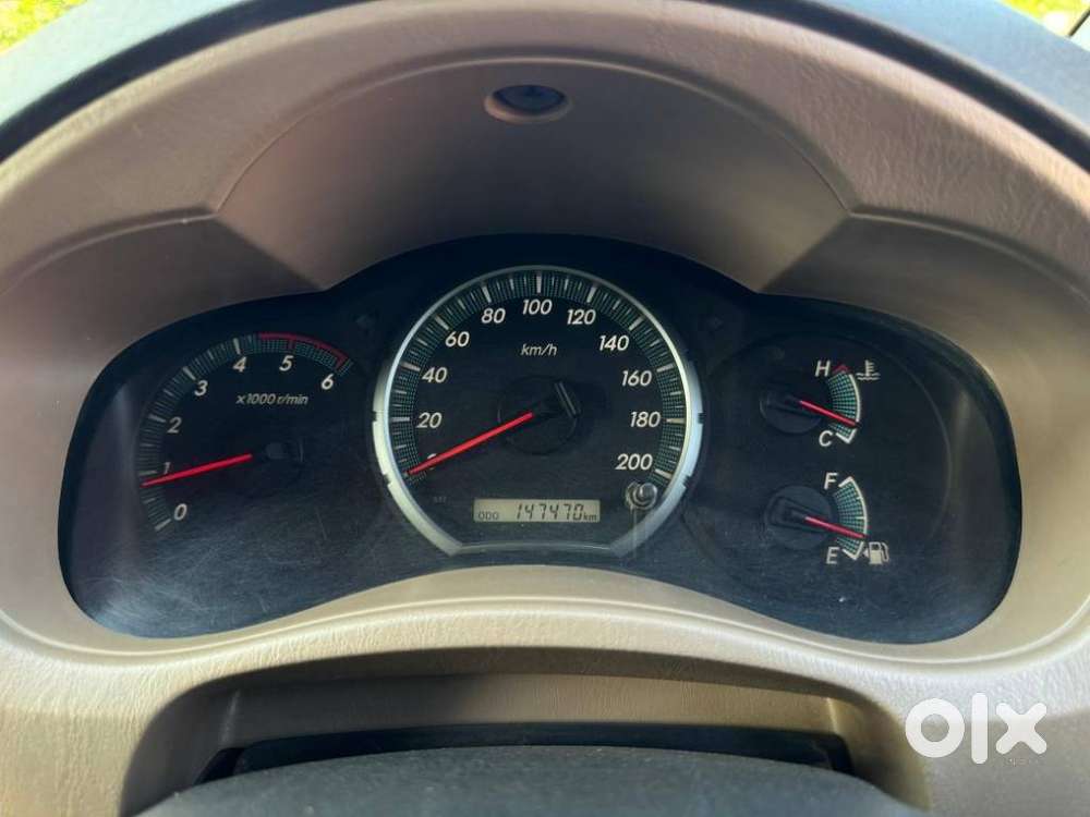 Toyota Innova 2.5 Vx 8 Str, 2015, Diesel