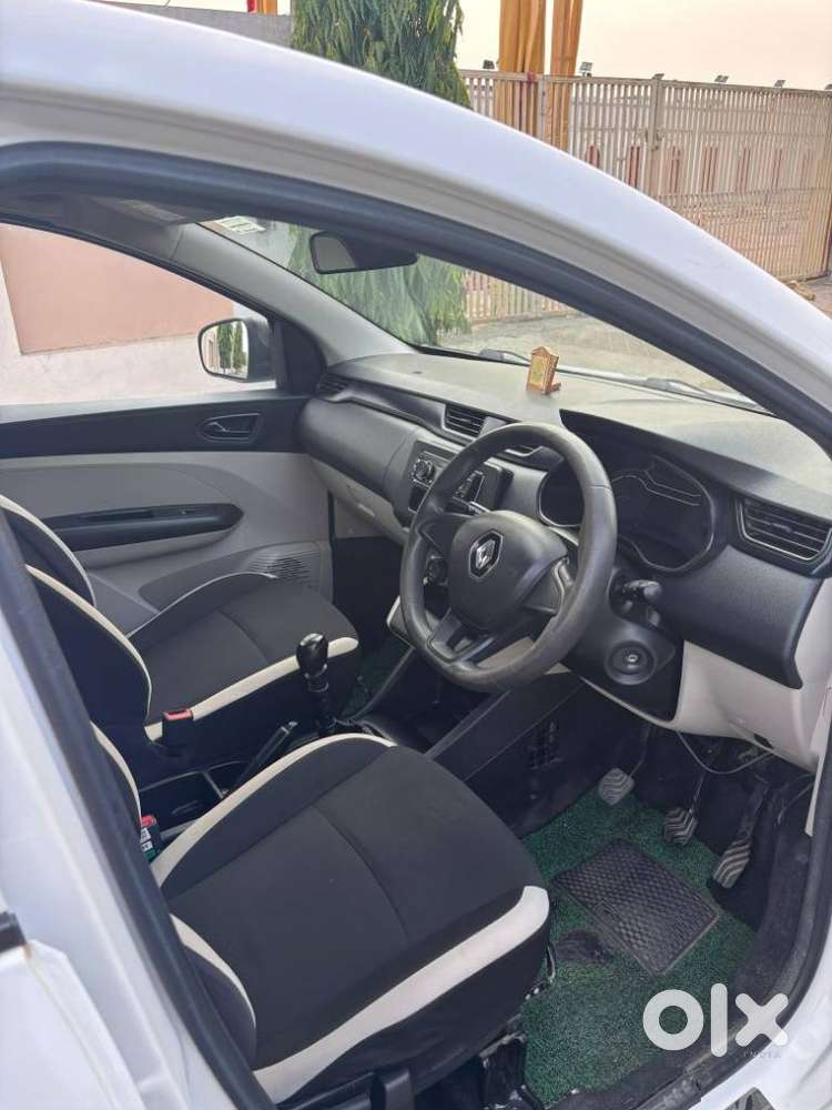 Renault Triber Rxt, 2021, Petrol