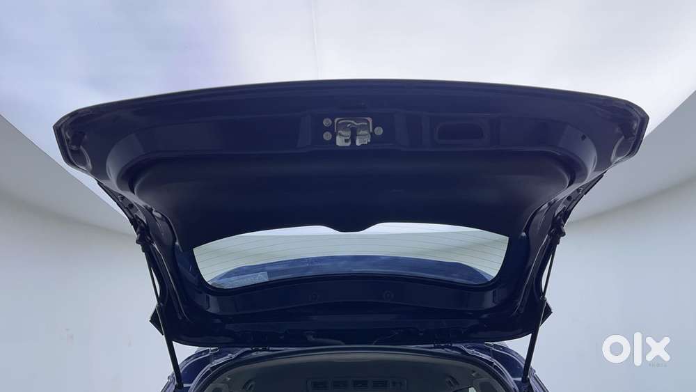 Maruti Suzuki Xl6 1.5 Alpha Mt, 2023, Petrol