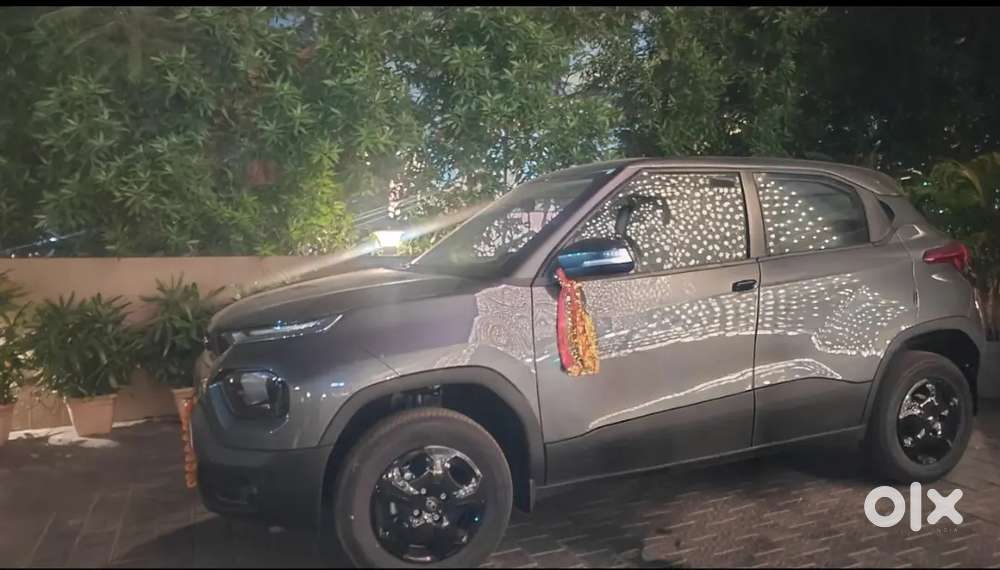 Tata Punch 1.2 Revotron 2025