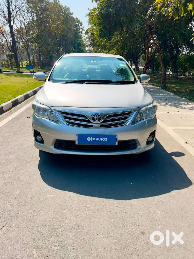 Toyota Corolla Altis G At, 2012, Petrol