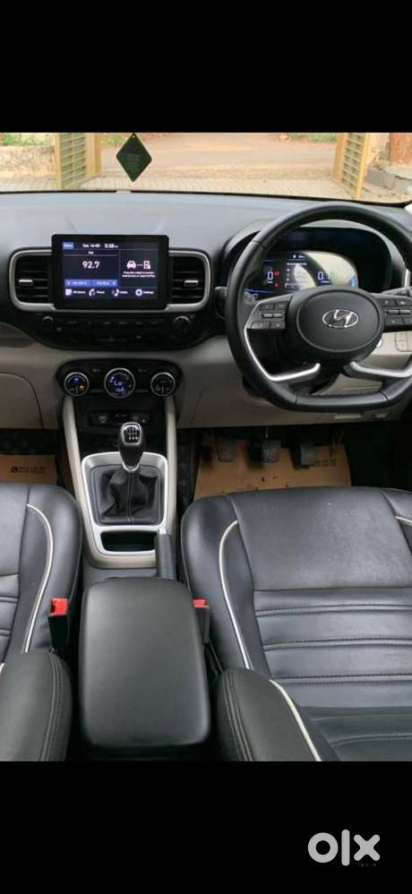 Hyundai Venue Sx (o) Mt 1.5 Diesel, 2024, Diesel
