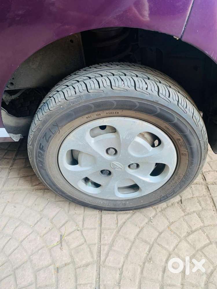 Tata Neno 2017 Xta (genx Sports Top Model)