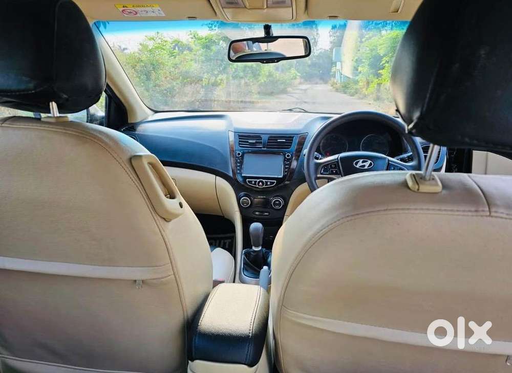 Hyundai Petrol Manual 2016