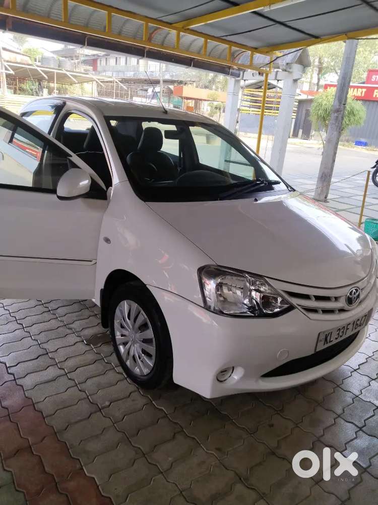 Toyota Etios 2013 Petrol 78000 Km Driven