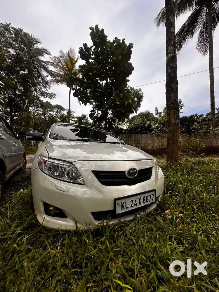 Toyota Corolla Altis 2010 Petrol Automatic