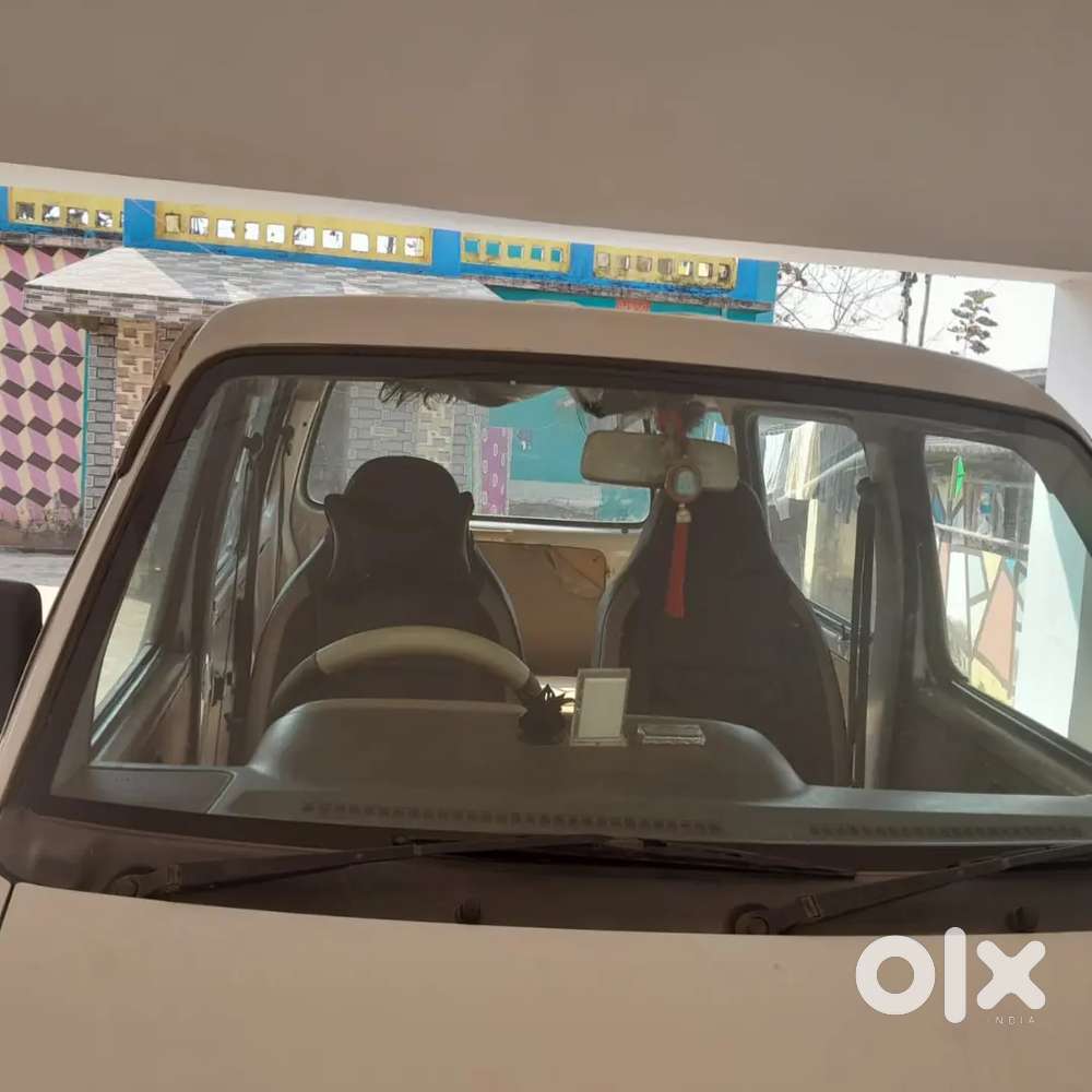 Maruti Suzuki Eeco 2011 Petrol 137800 Km Driven