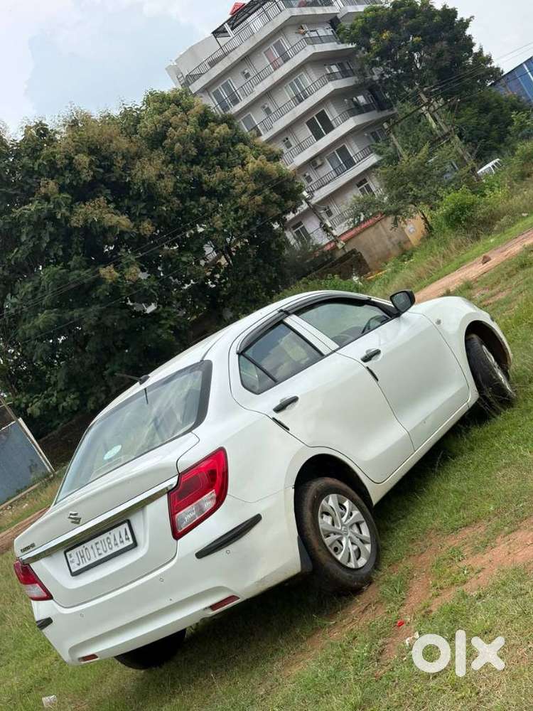 Maruti Suzuki Dzire 1.2 Lxi, 2022, Petrol