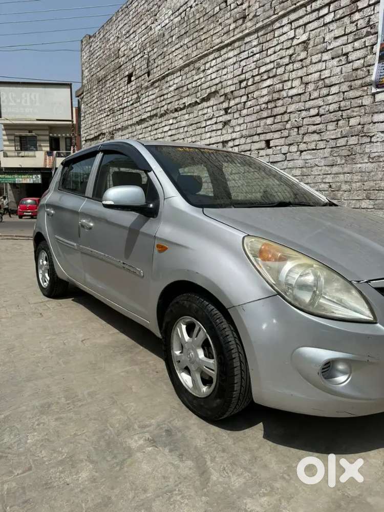 Hyundai I20 2010 Petrol Well Maintained