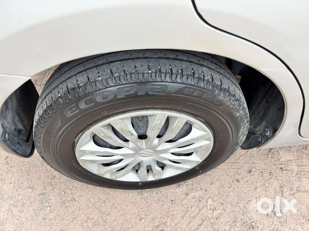 Maruti Suzuki Swift Dzire Vdi At, 2017, Diesel