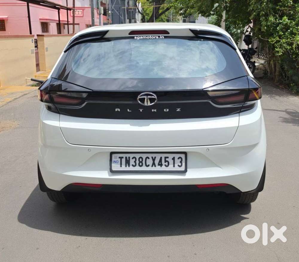 Tata Altroz 1.2 Xe, 2021, Petrol