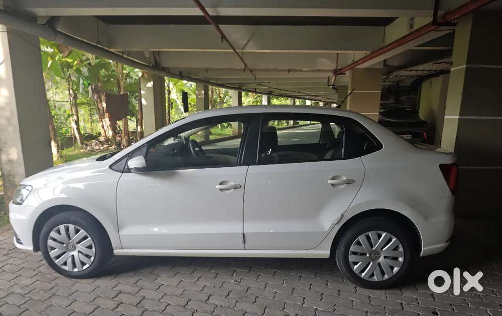 Volkswagen Ameo 2016 Petrol | Full Insurance Cover | Led Lights