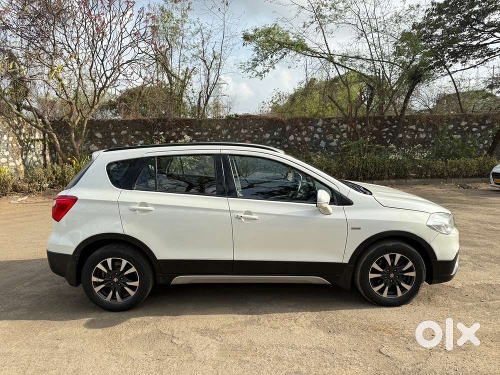 Maruti Suzuki S-cross Smart Hybrid Zeta Button Start