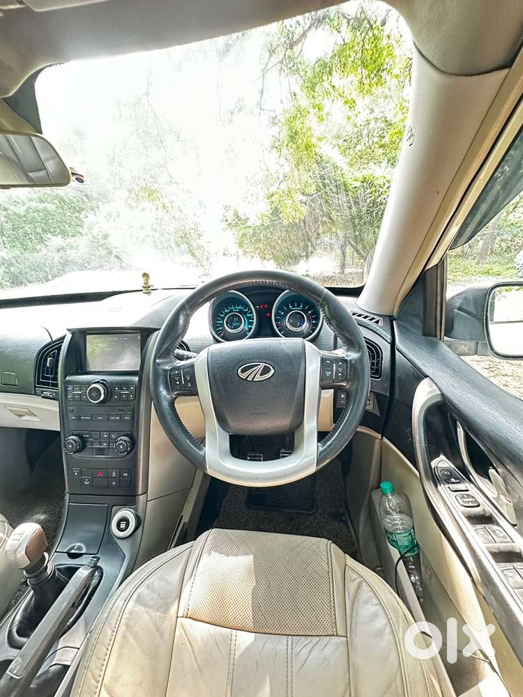 Mahindra Xuv 500 W10 2017