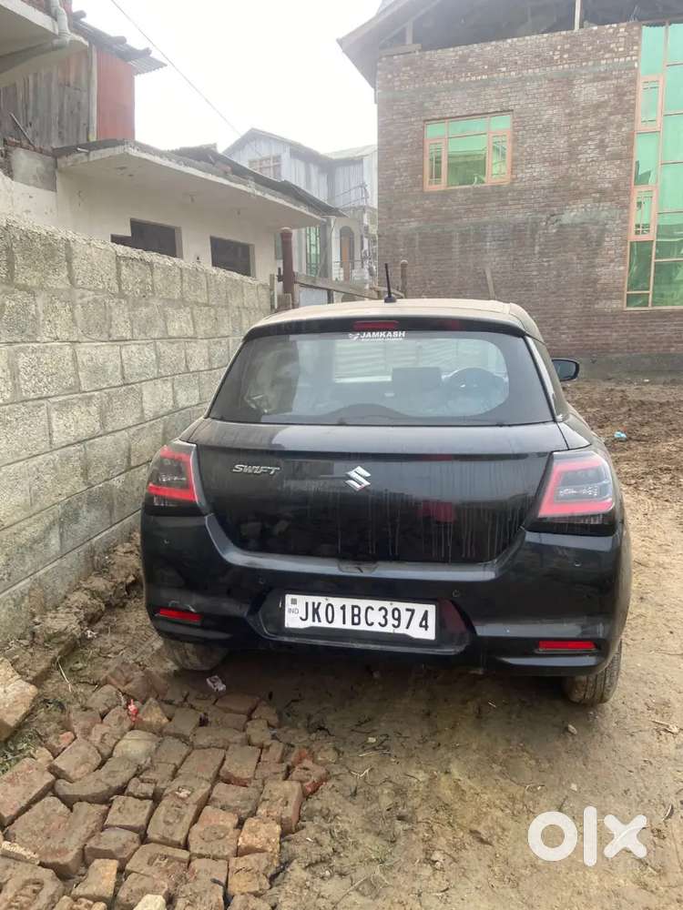 I Want To Sell My Swift Black Colour Car