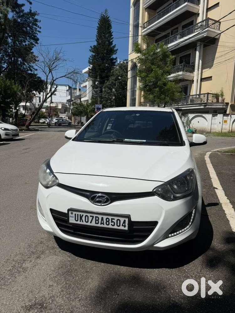 Hyundai I20 Petrol 2014 First Owner Genuine Running