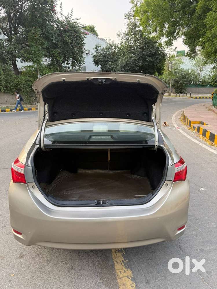 Toyota Corolla Altis Vl, 2015, Petrol