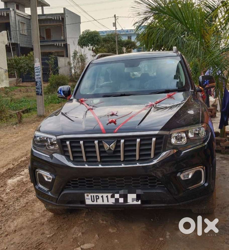 Mahindra Scorpio N Z4 Petrol Mt 7 Str, 2025, Petrol