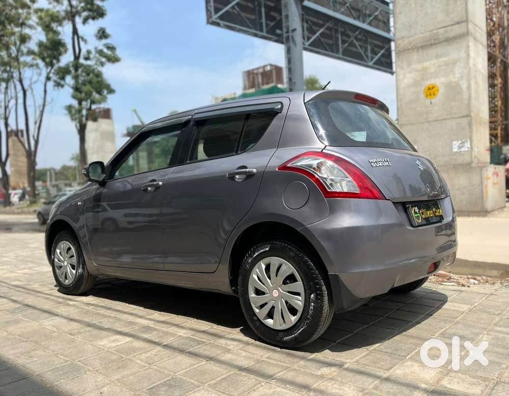 Maruti Suzuki Swift Vxi, 2012, Petrol