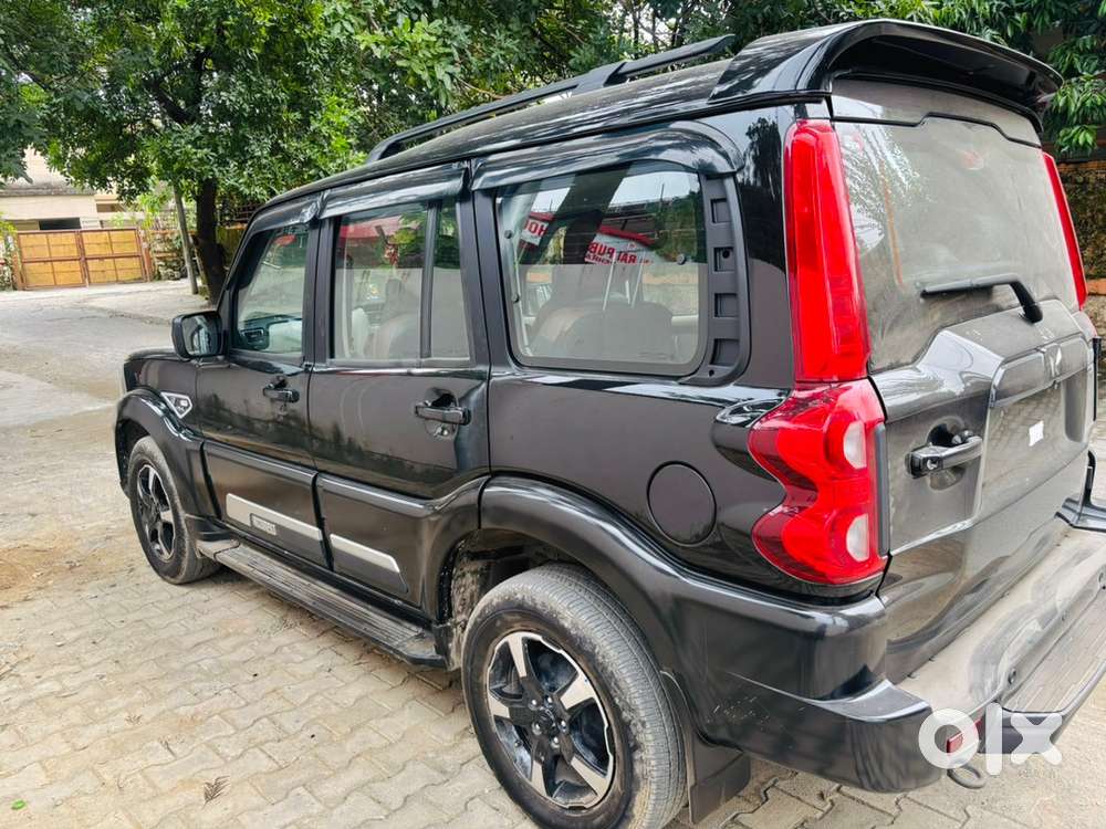 Mahindra Scorpio Classic 2026