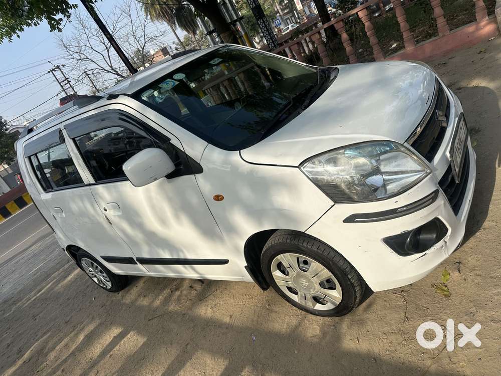 Maruti Suzuki Wagon R Vxi Amt, 2017, Petrol