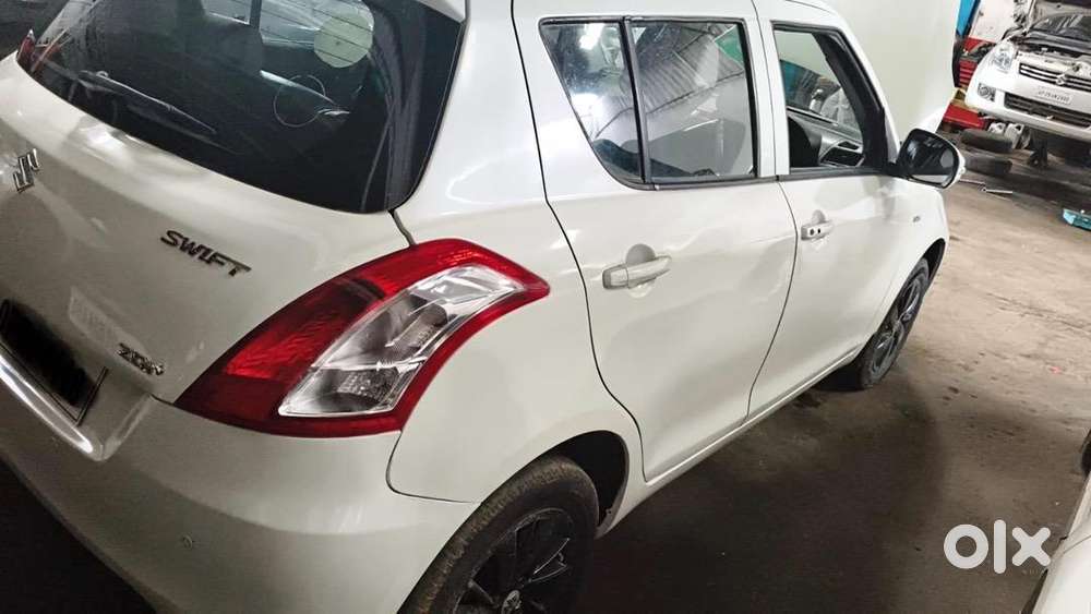 Maruti Suzuki Swift 2015 Diesel Well Maintained